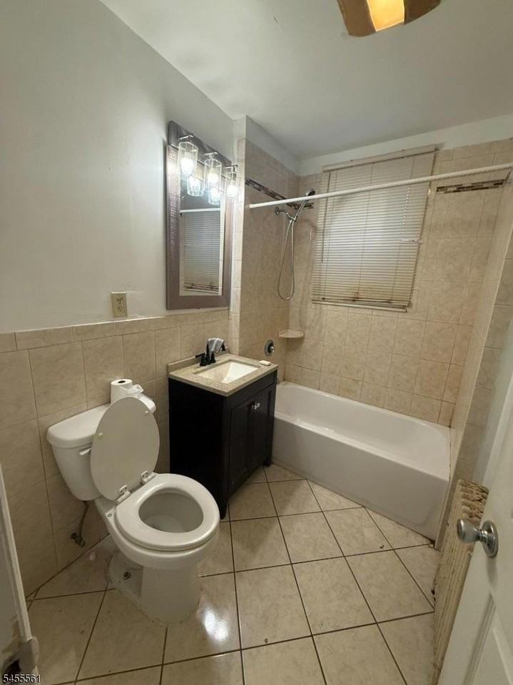 12 Belmont Ter #1L - Photo 5 of 9