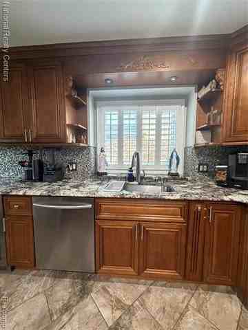 39714 Lembke Dr - Photo 2 of 21