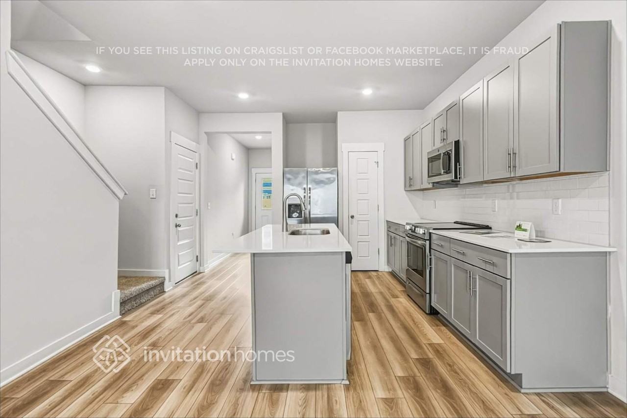 784 Mickelson Way - Photo 6 of 21