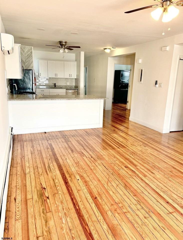 128 N Portland Ave #A - Photo 3 of 9
