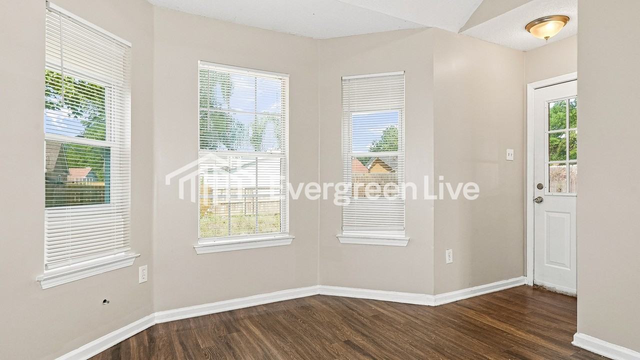 5957 Cottage Hill Dr - Photo 6 of 15