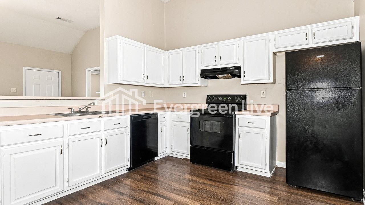5957 Cottage Hill Dr - Photo 7 of 15