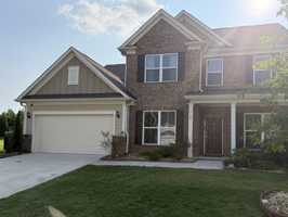 featured image of 718 Fairway Dr