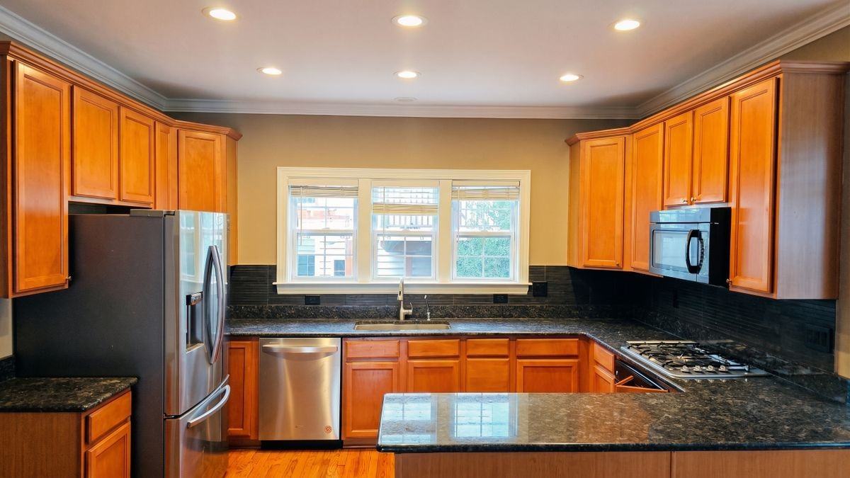 11511 Cavalier Landing Ct - Photo 3 of 23