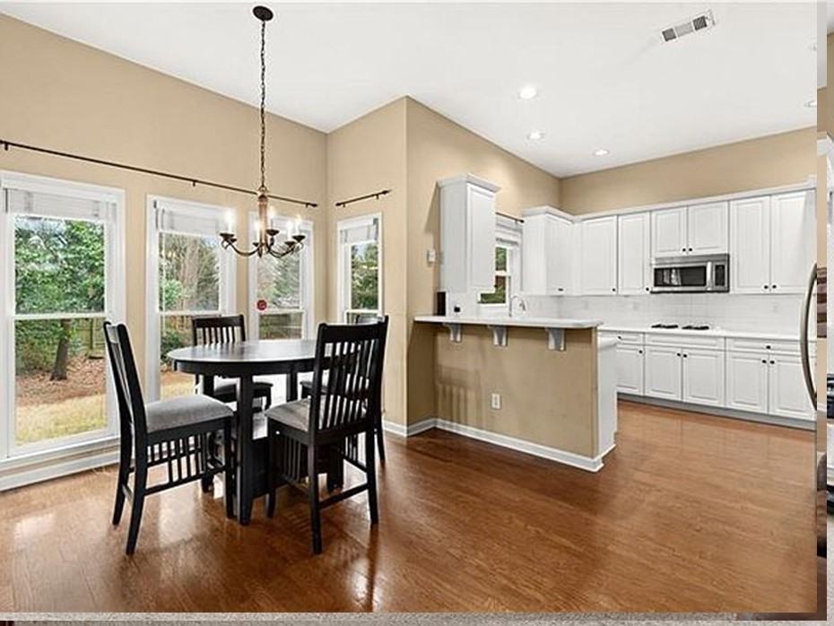 2208 Snug Hbr Ne #NA - Photo 2 of 35