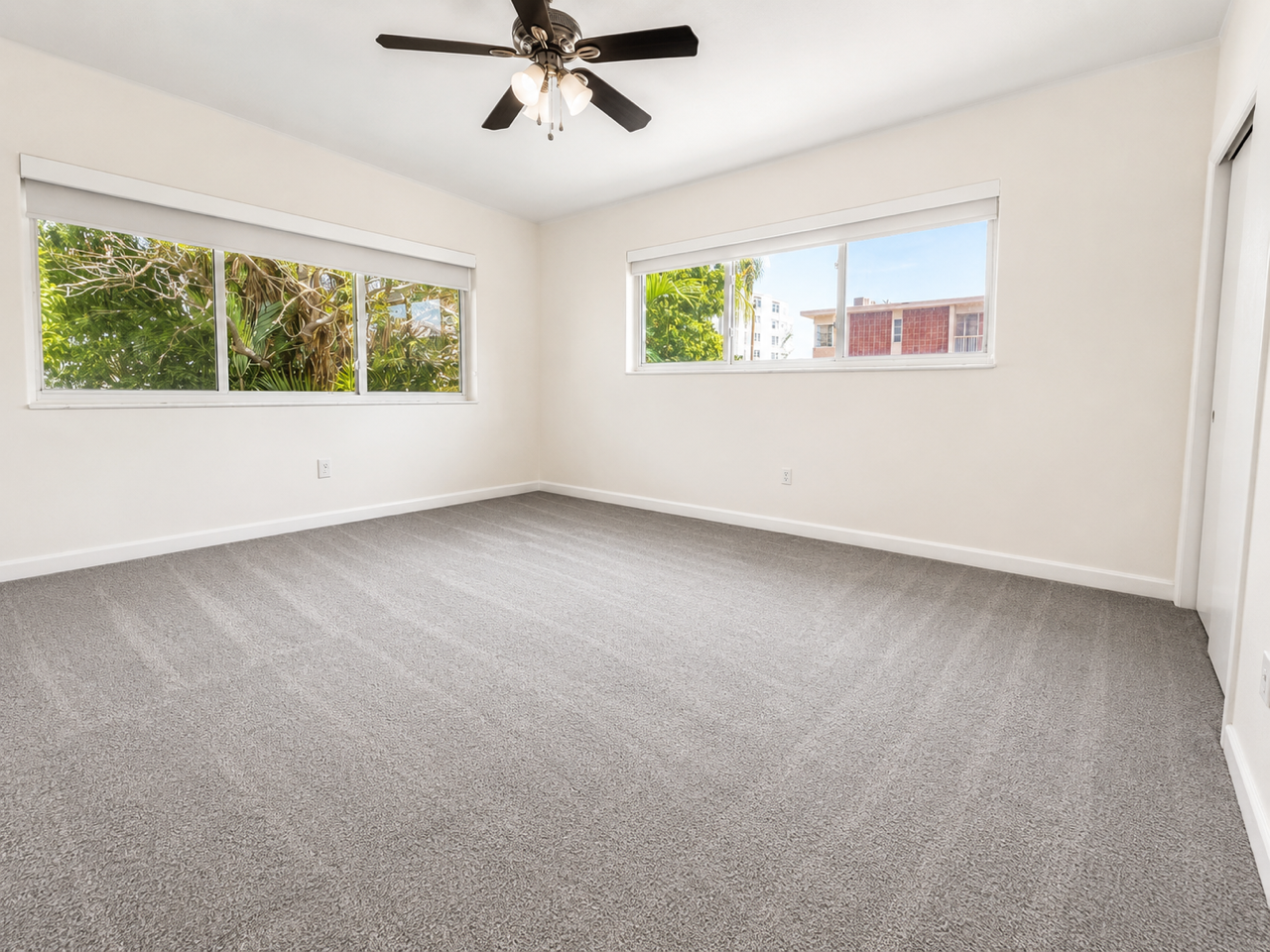 9400 E Bay Harbor Dr #3 - Photo 5 of 12
