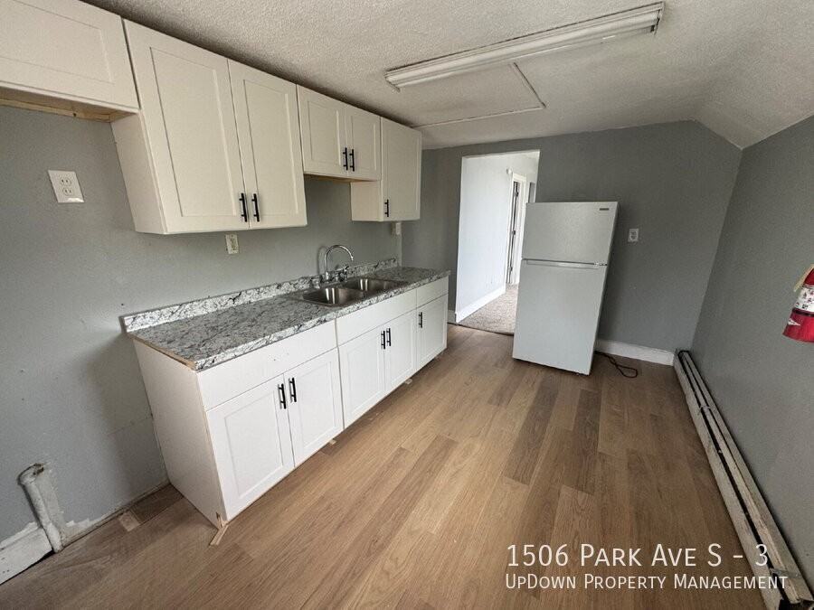 1506 Park Ave #3 - Photo 3 of 18