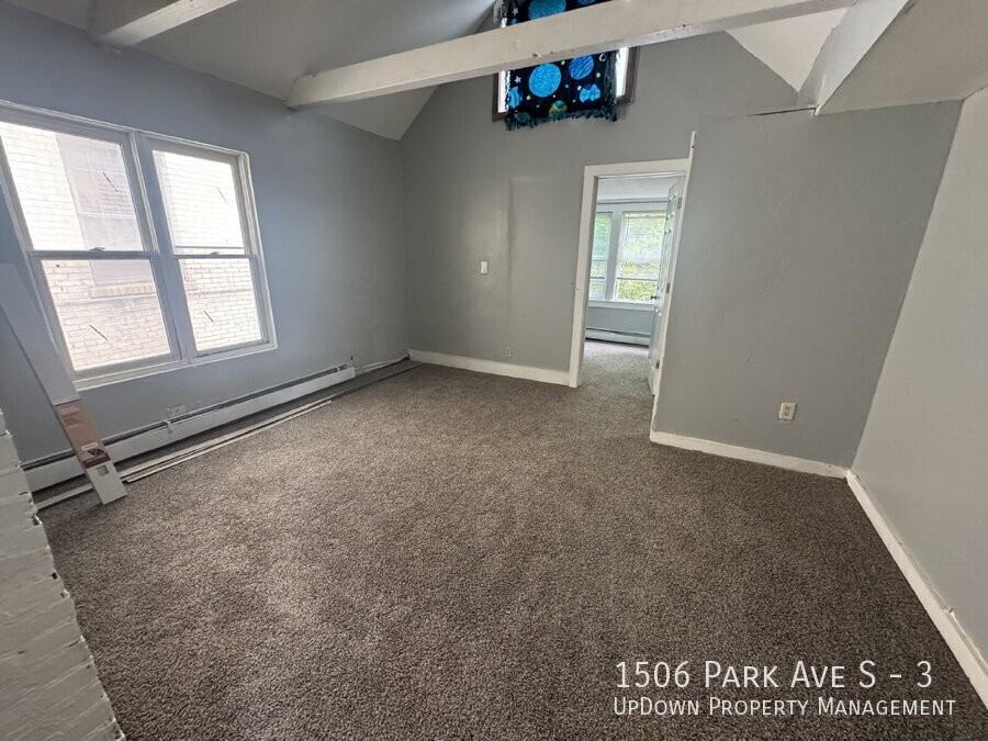 1506 Park Ave #3 - Photo 5 of 18