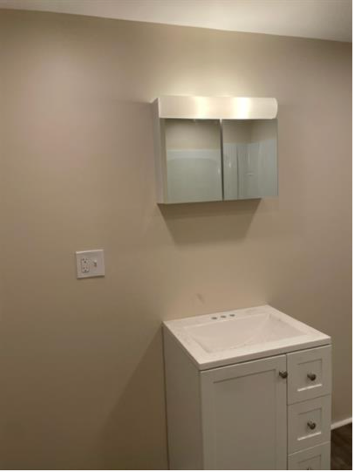 21 Cross St #B - Photo 2 of 9
