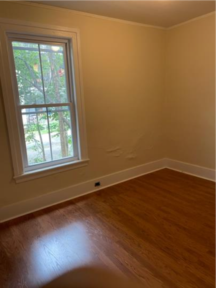 21 Cross St #B - Photo 7 of 9