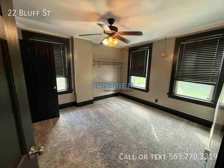 22 Bluff St - Photo 2 of 12