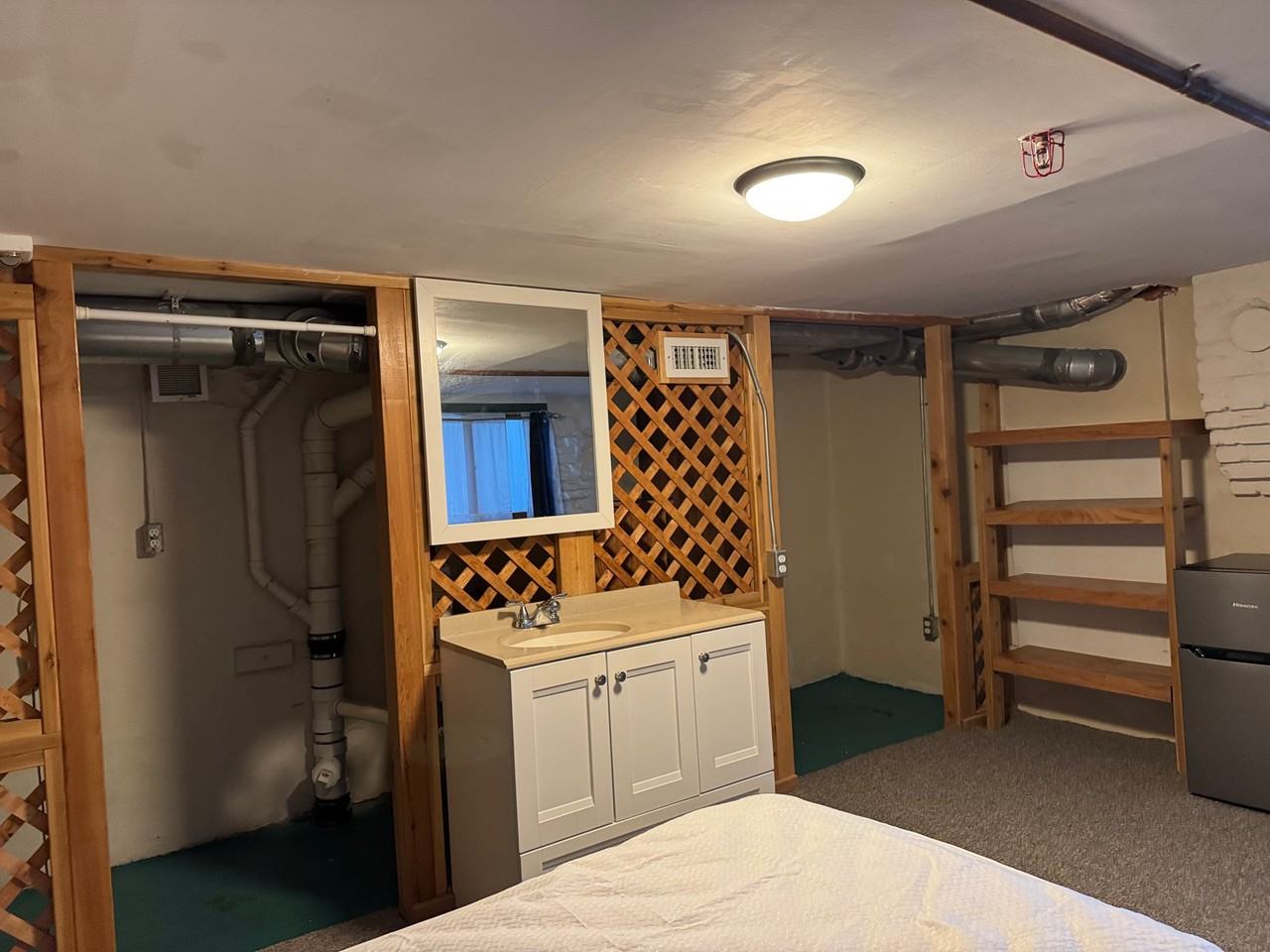533 Elizabeth St - Photo 3 of 7