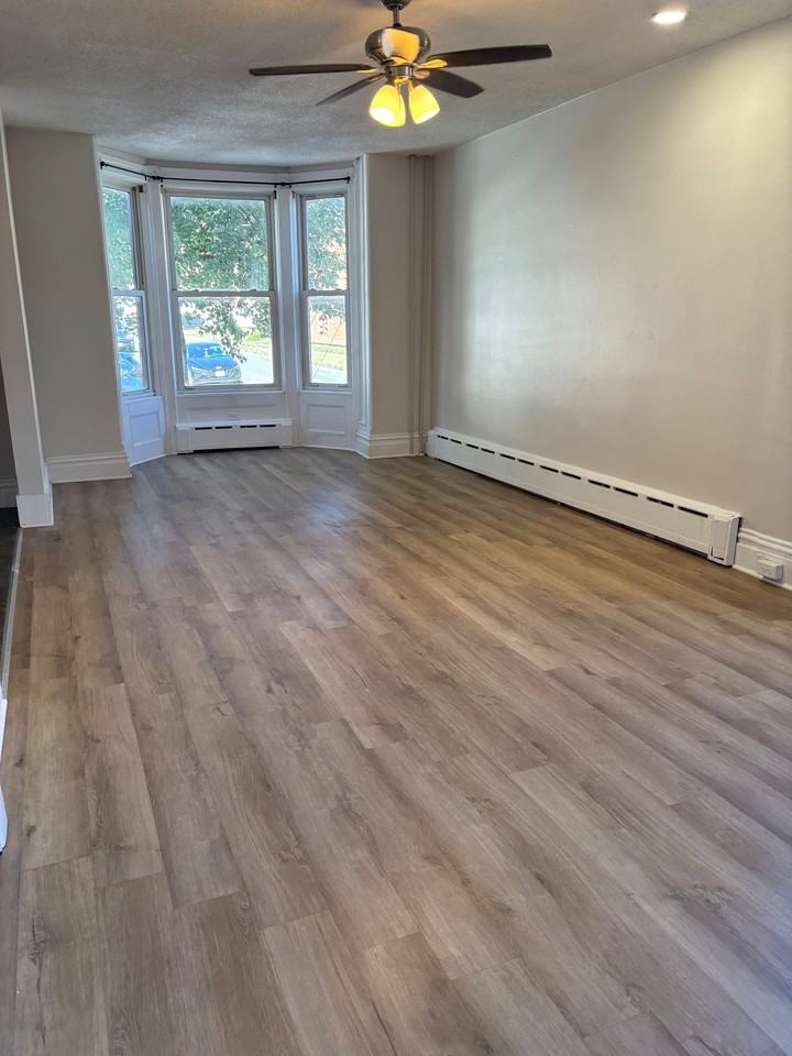 1440 1st Ave - Photo 3 of 15