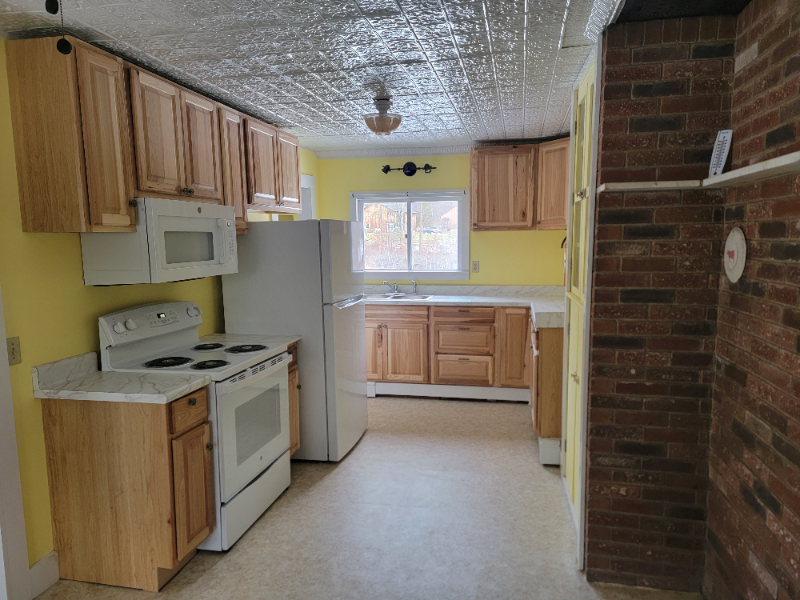 164 Francestown Rd - Photo 7 of 19