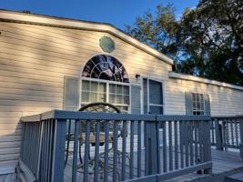 featured image of 829 Louise St