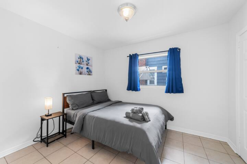 2637 Ernest St - Photo 4 of 12