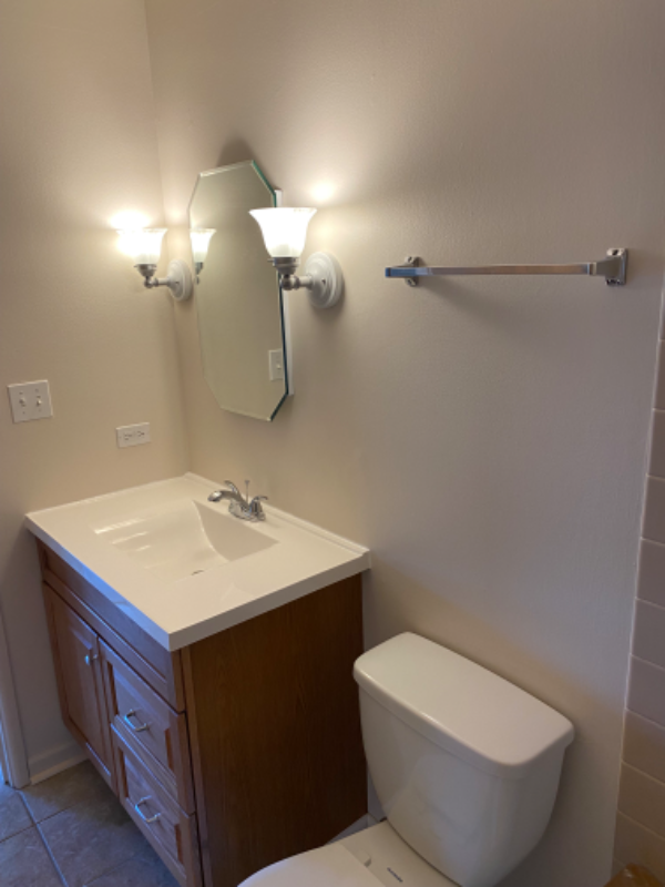 10S511 Echo Ln #6 - Photo 5 of 8