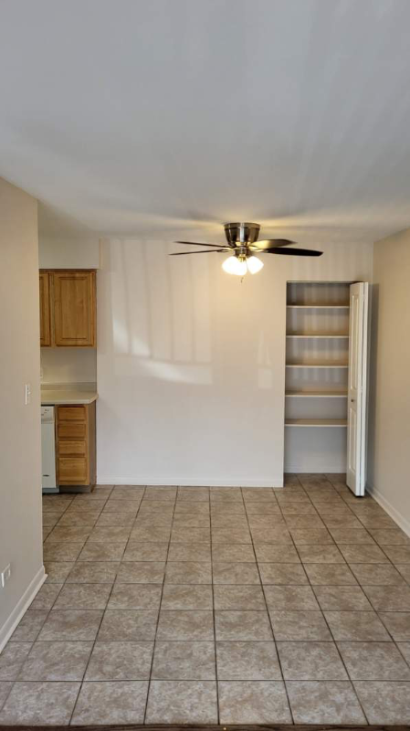 10S511 Echo Ln #6 - Photo 7 of 8