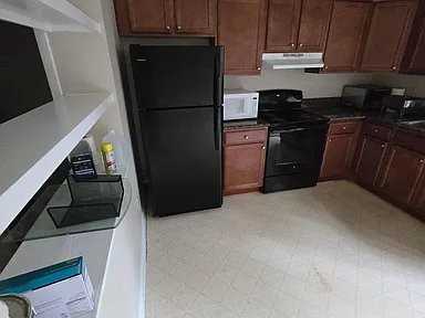 6911 Staghorn Ln - Photo 2 of 15