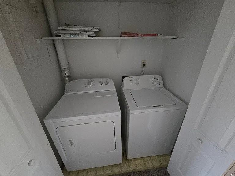 6911 Staghorn Ln - Photo 7 of 15