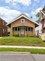featured image of 2149 Alvin St
