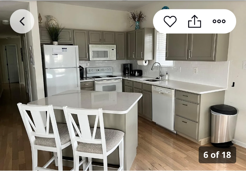 1224 Ocean Ave - Photo 4 of 8