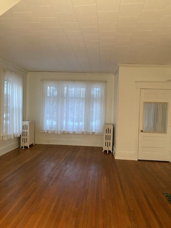 410 Broadway St #1 - Photo 4 of 9