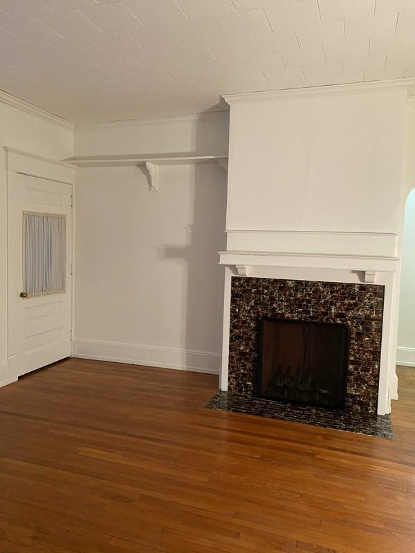 410 Broadway St #1 - Photo 5 of 9