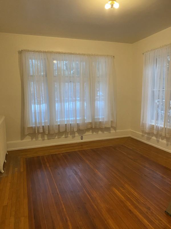 410 Broadway St #1 - Photo 7 of 9