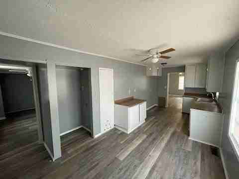5330 W 11th Pl - Photo 4 of 9