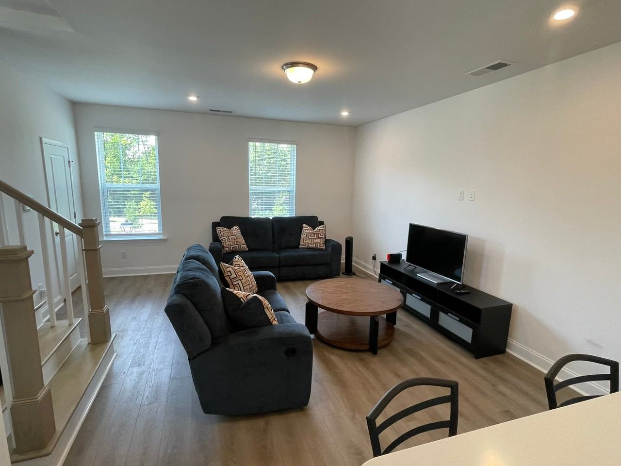 15359 Ballancroft Pkwy - Photo 7 of 13