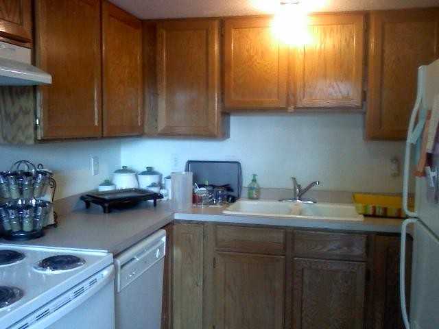 1882 Garden Dr #1 - Photo 3 of 8