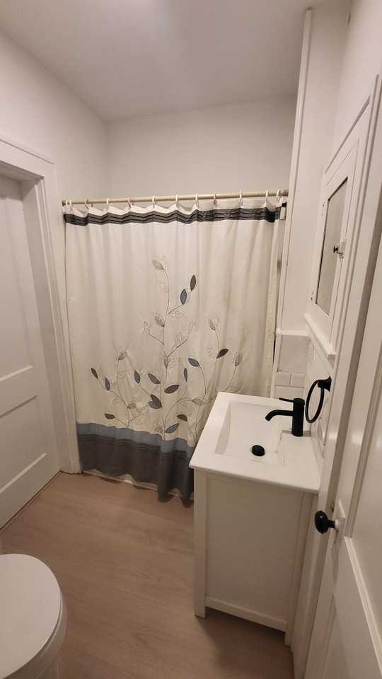 408 E Union St - Photo 6 of 19