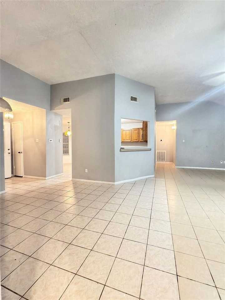 6606 Felgate Creek Ct - Photo 2 of 17