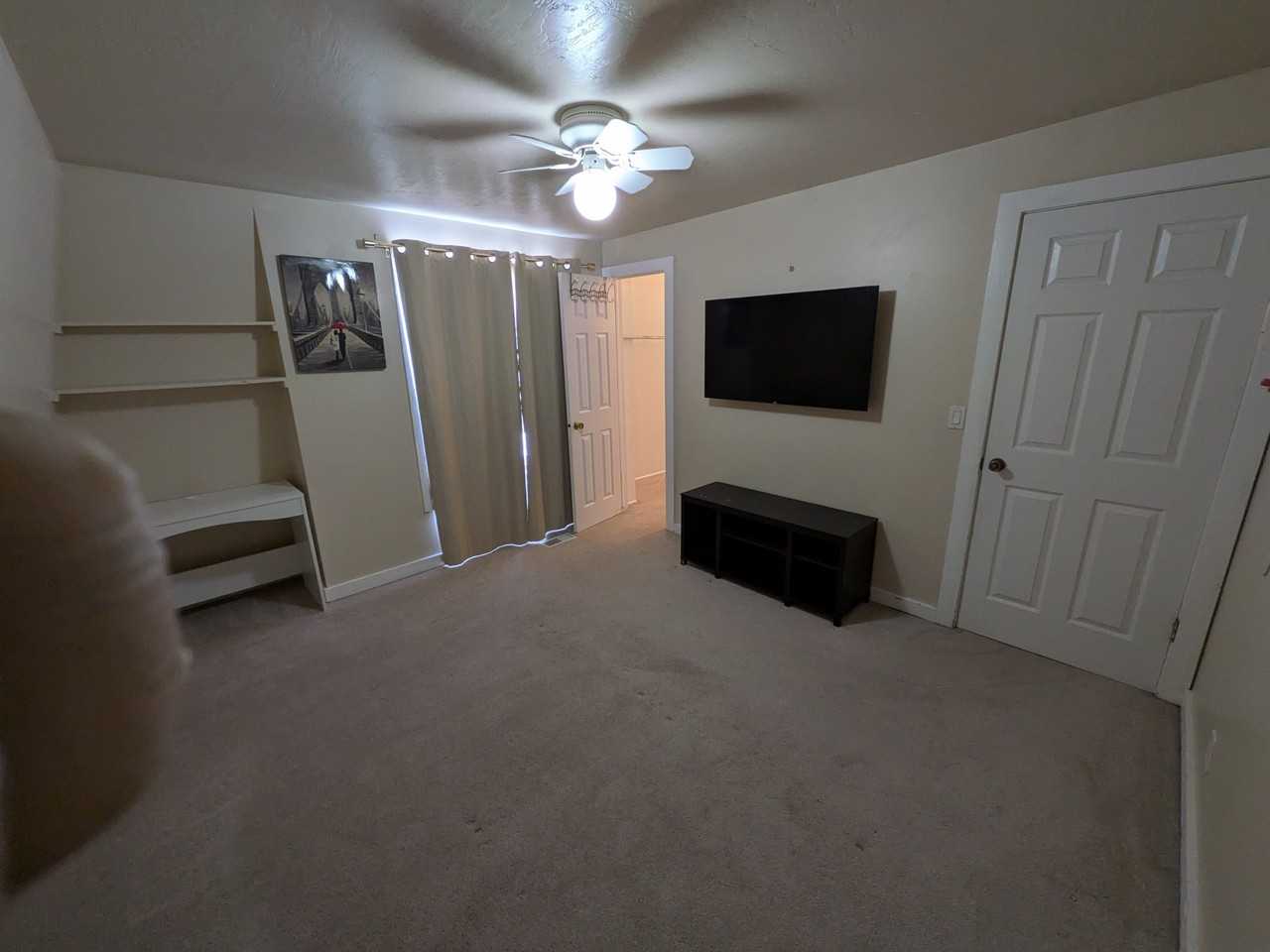 3795 Sw - Photo 4 of 7