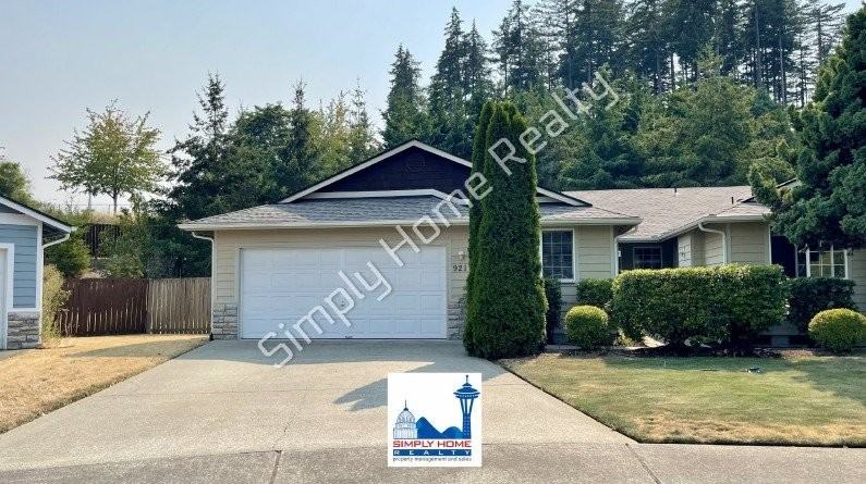 921 Avalon Ct Se