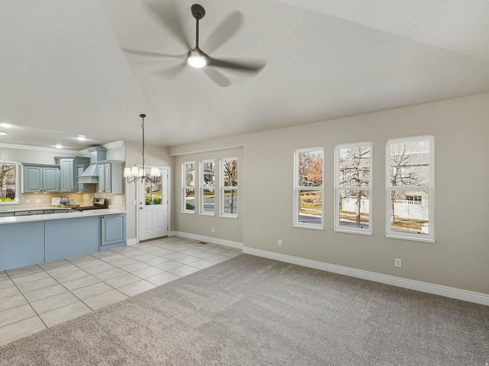 11541S S Harvest Crest Way - Photo 4 of 15