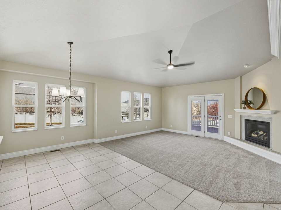 11541S S Harvest Crest Way - Photo 5 of 15