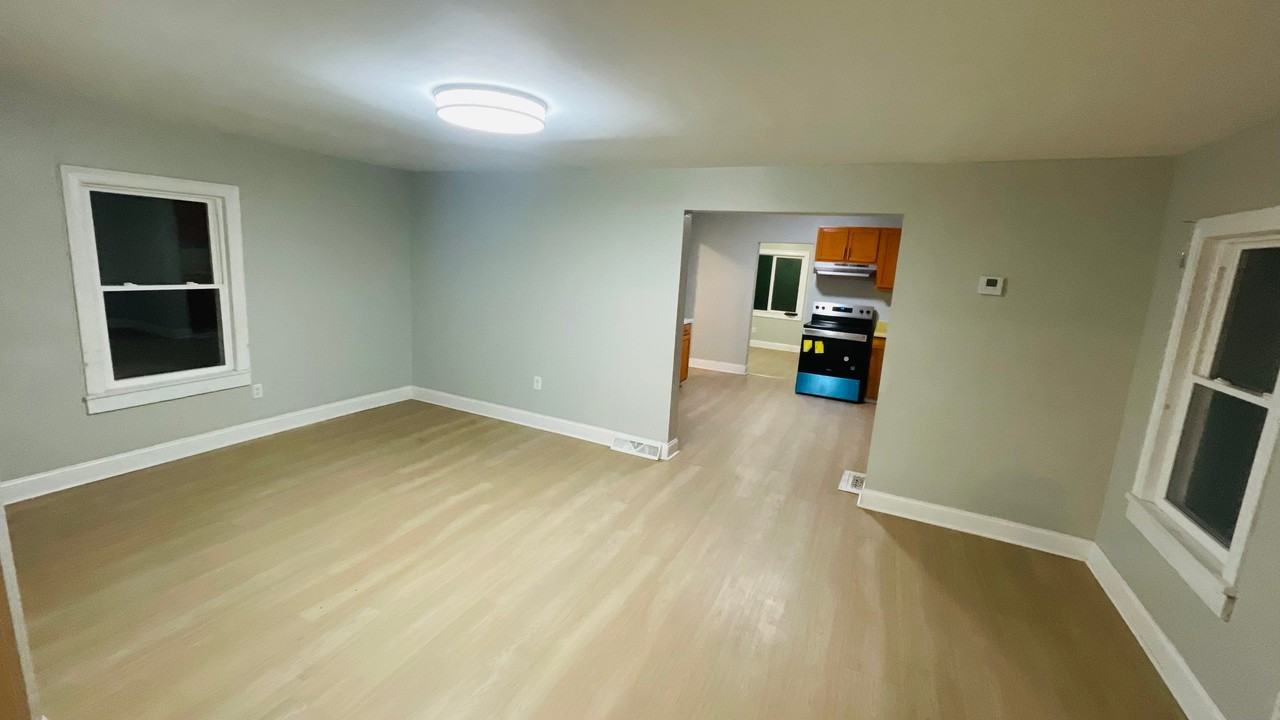 63 2nd St - Photo 3 of 14