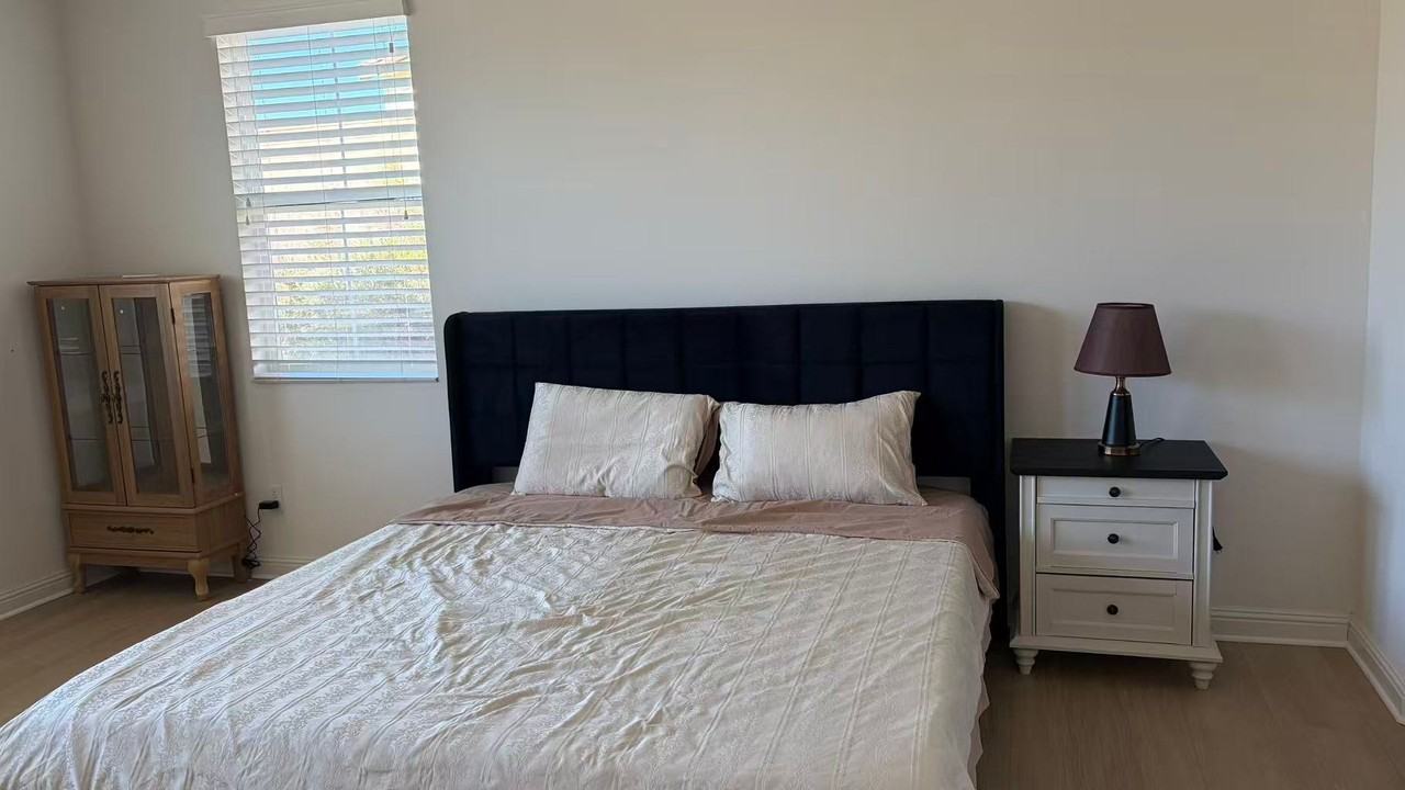 5032 Woodley Ridge Dr - Photo 4 of 9