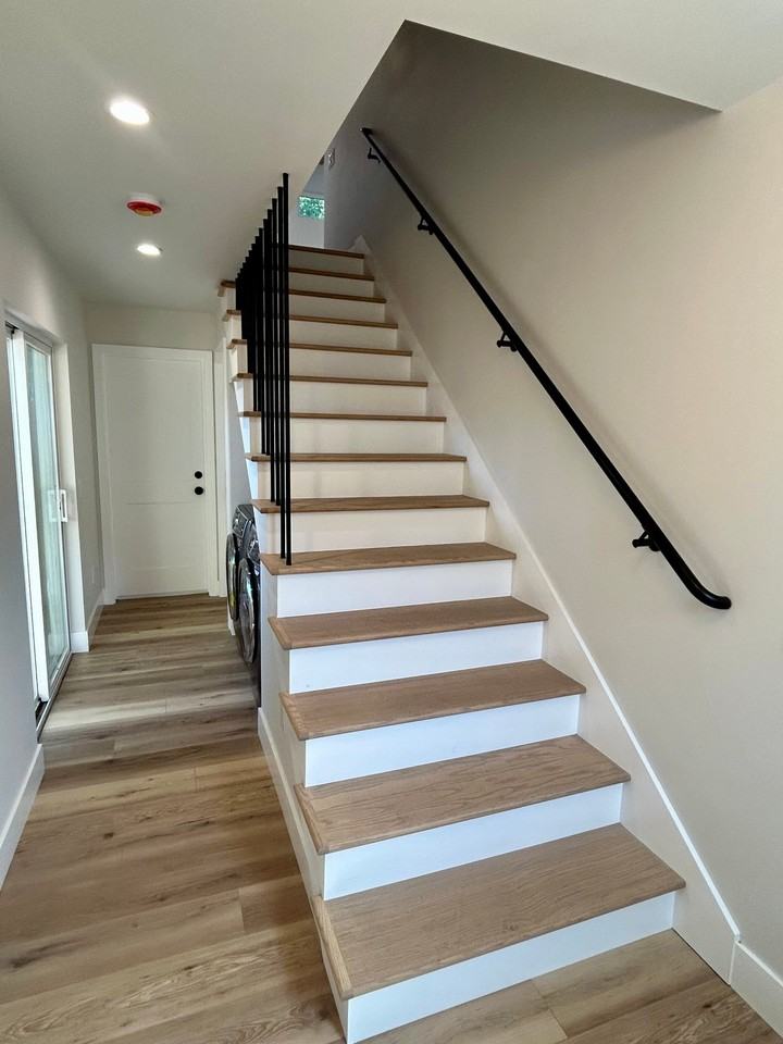 1821 Sola Ct #1823 - Photo 3 of 20