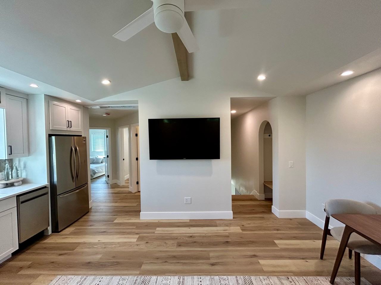 1821 Sola Ct #1823 - Photo 7 of 20