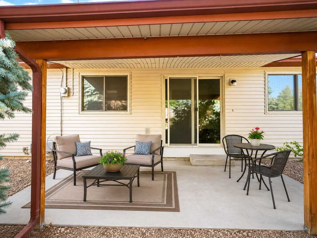3094 Ute St - Photo 2 of 7