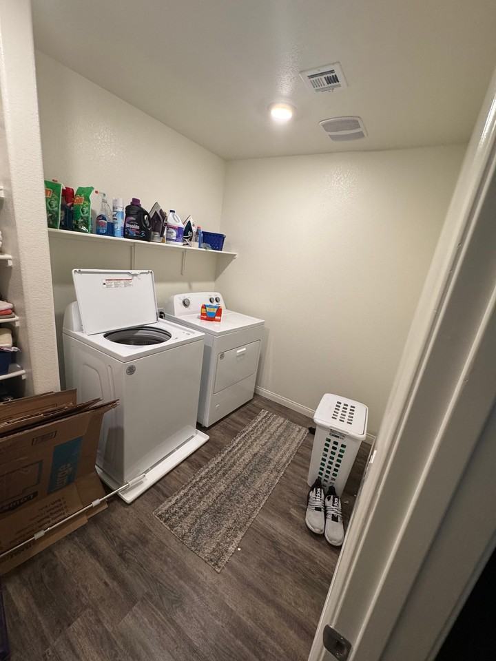2649 Snapdragon Falls Ave - Photo 6 of 14