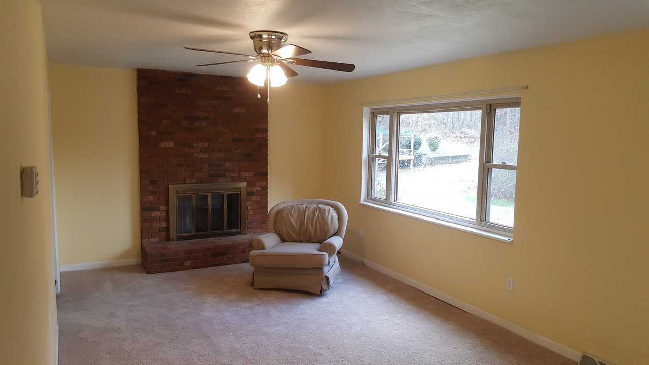 39 Liberty Cir - Photo 4 of 13