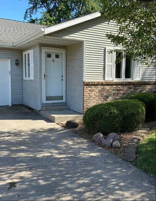2316 Austin Dr - Photo 3 of 19