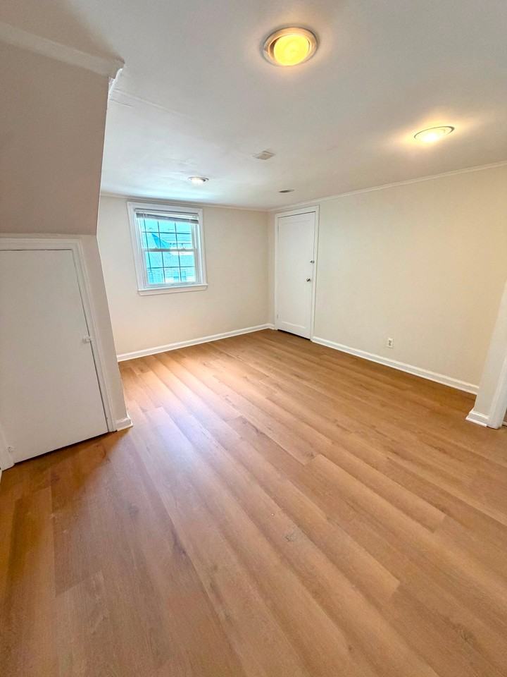 91 Mount Prospect Ave #2 - Photo 6 of 10