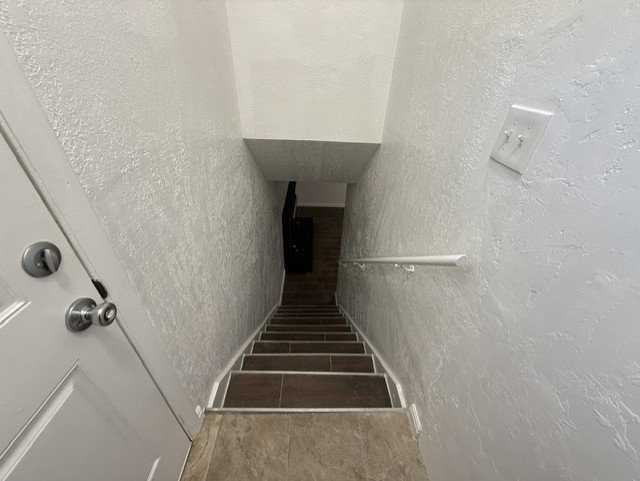 2507 Nw - Photo 2 of 17