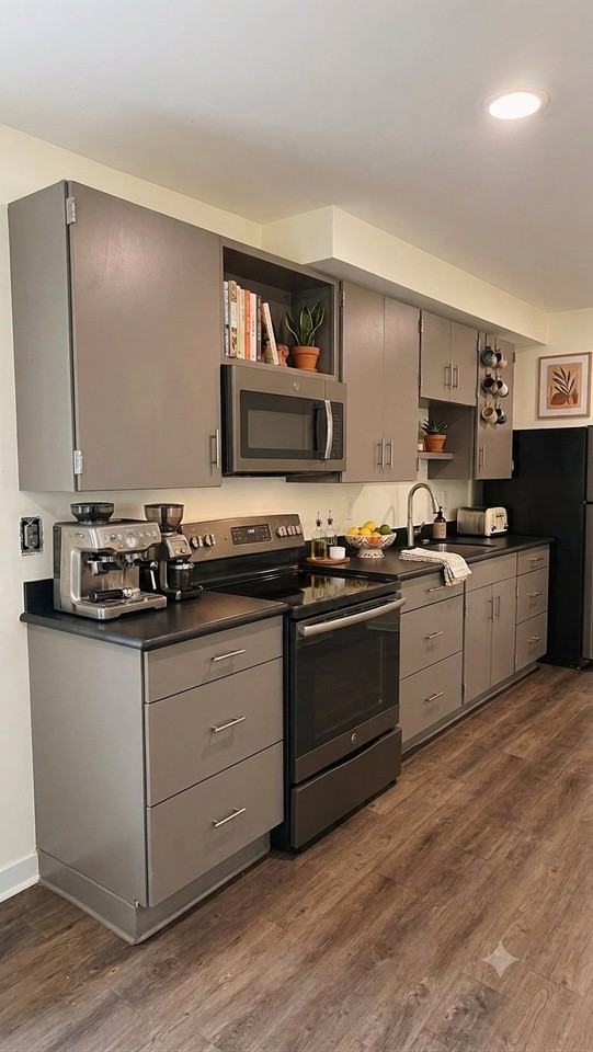5 S Village Ave #5 - Photo 4 of 11