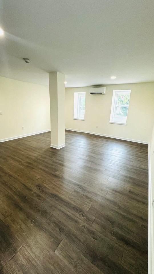 5 S Village Ave #5 - Photo 7 of 11